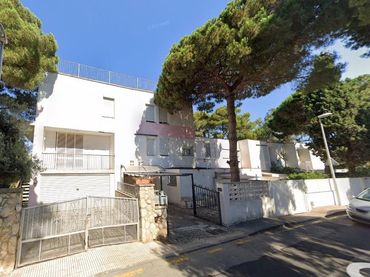 Duplex con giardino in vendita a Carrer PUNTA DEL CAVALL 71