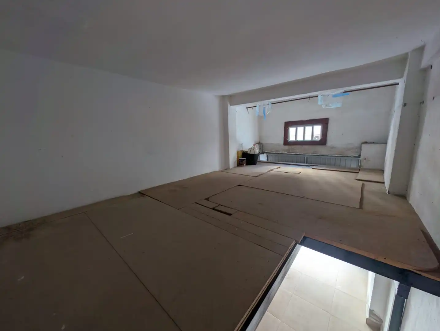 Garage zur Miete in Poniente - Faro