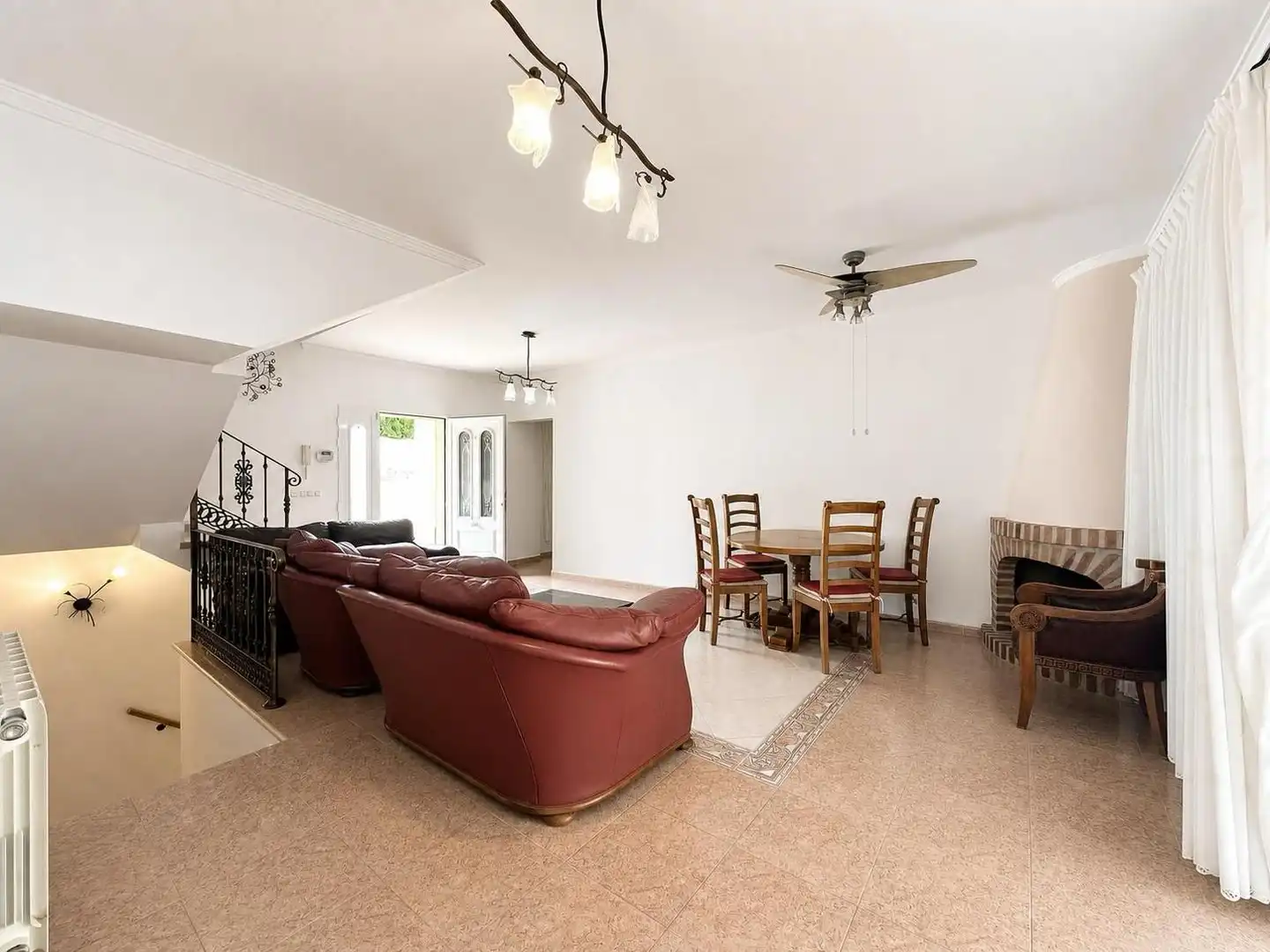 Chalet con terraza en alquiler en La Fustera, imagen 7