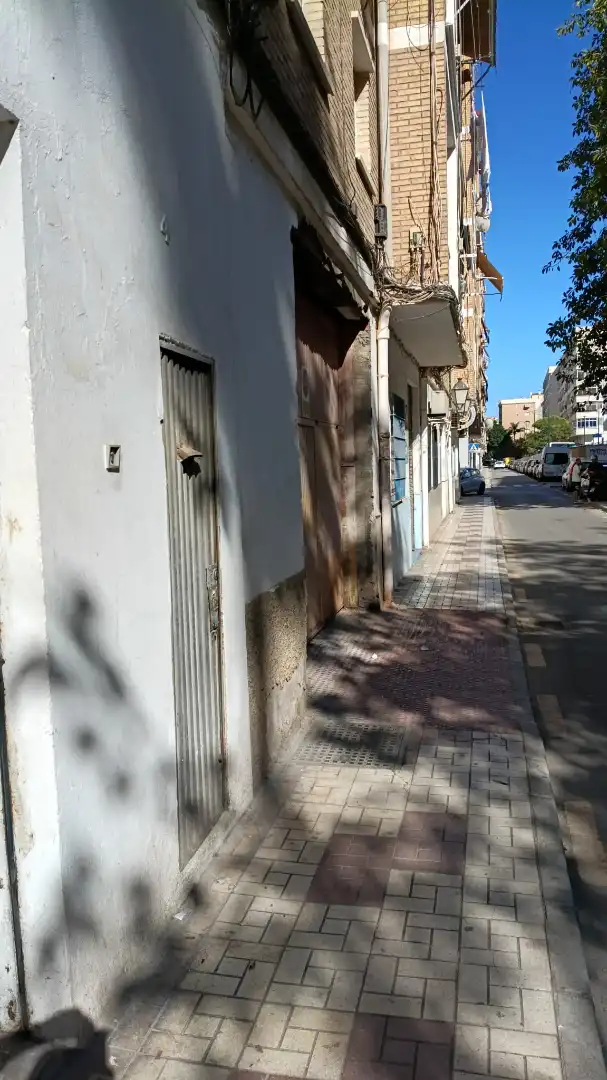 Vista exterior de Local en venta en Málaga