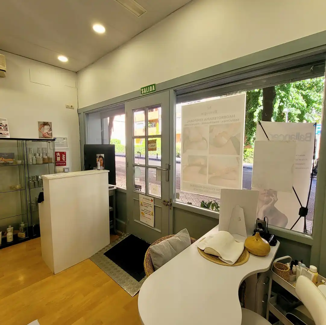 Business premises for transfer in Calle de Martínez Izquierdo, imagen 4