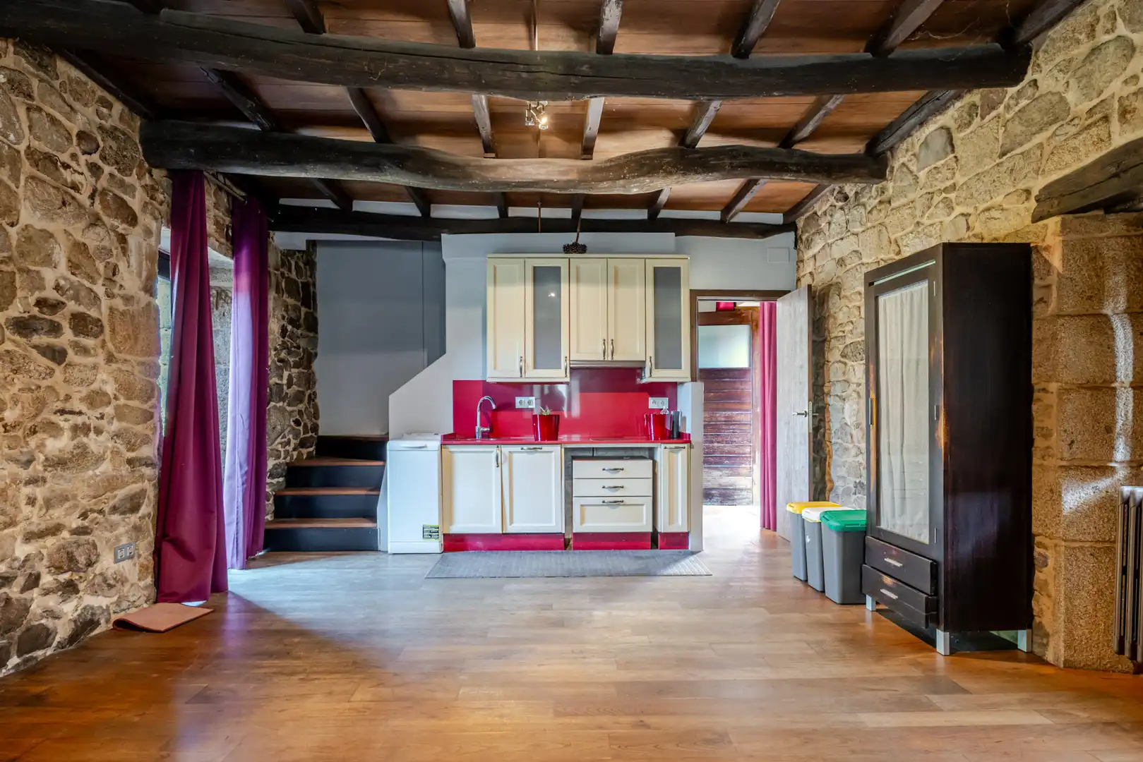 Kitchen of Commercial properties for sale in Friol  with Furnished