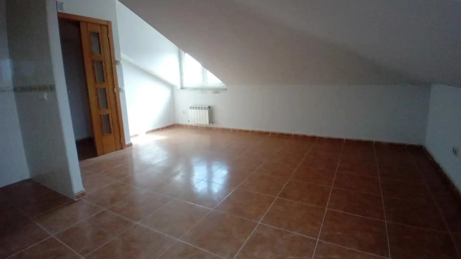 Attic for sale in Hontanares de Eresma  with Storage room
