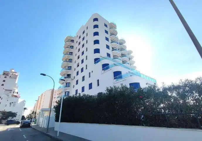 Vista exterior de Pis en venda en Playa del Galán