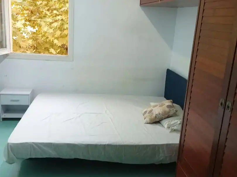 Dormitori de Pis de lloguer en Masnou Alt  