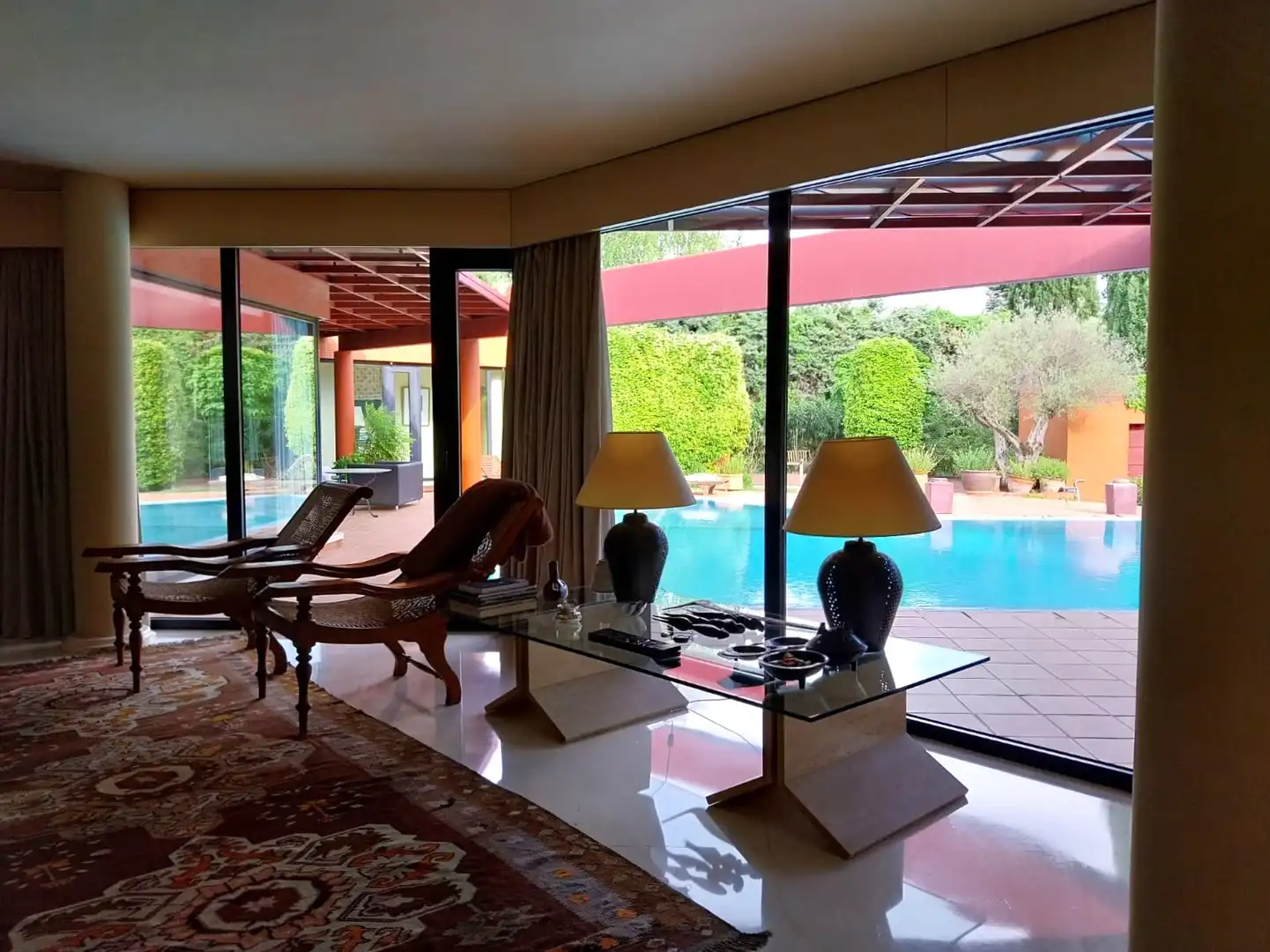 Sala de estar de Casa o chalet en venta en Pozuelo de Alarcón con Aire acondicionado, Calefacción y Jardín privado