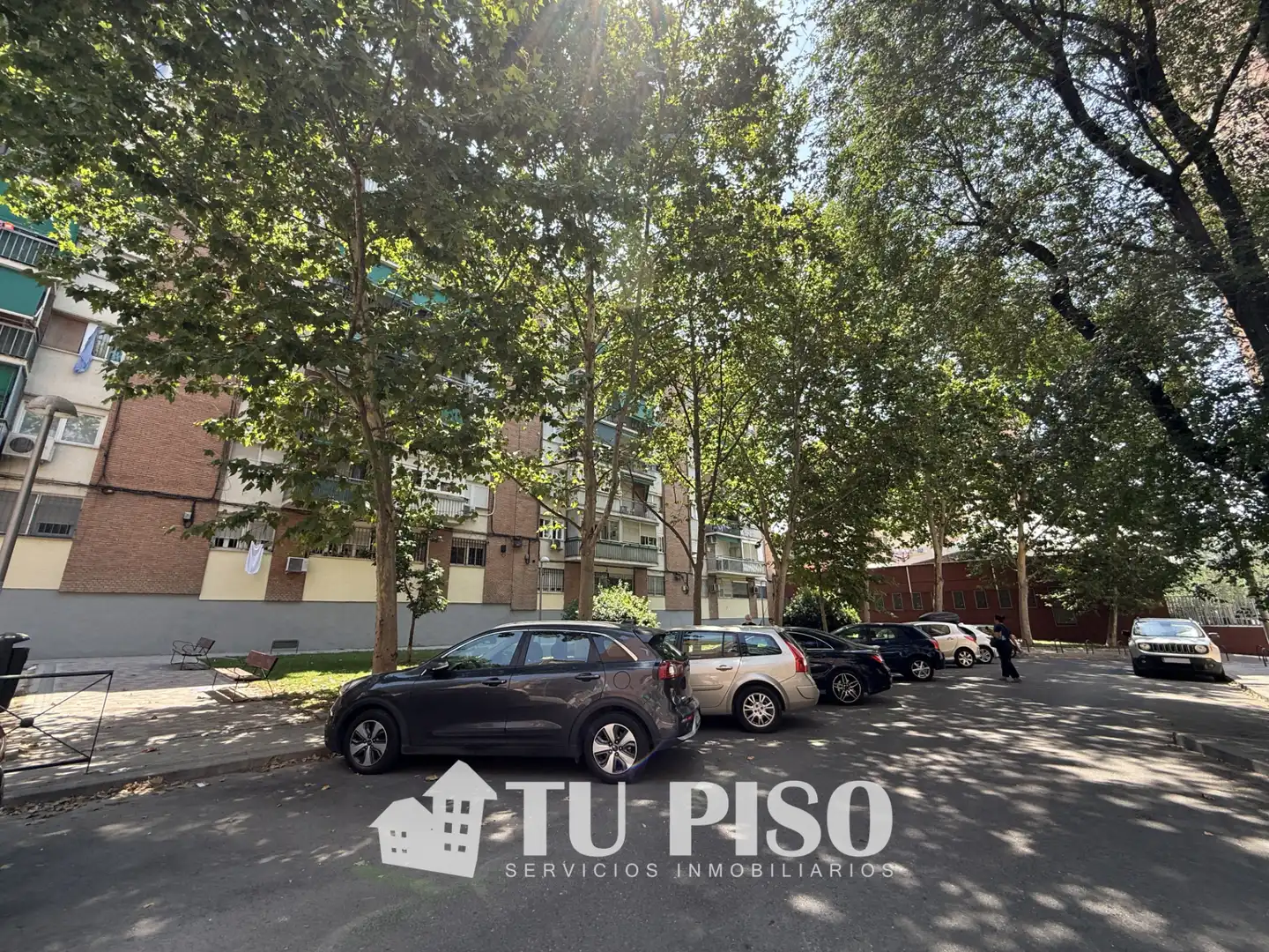 Parking de Piso en venta en Madrid con Aire acondicionado, Calefacción y Amueblado