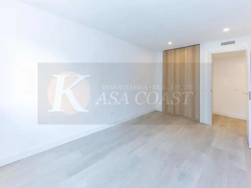 Piso en venta en Fuengirola con Aire acondicionado, Calefacción y Terraza