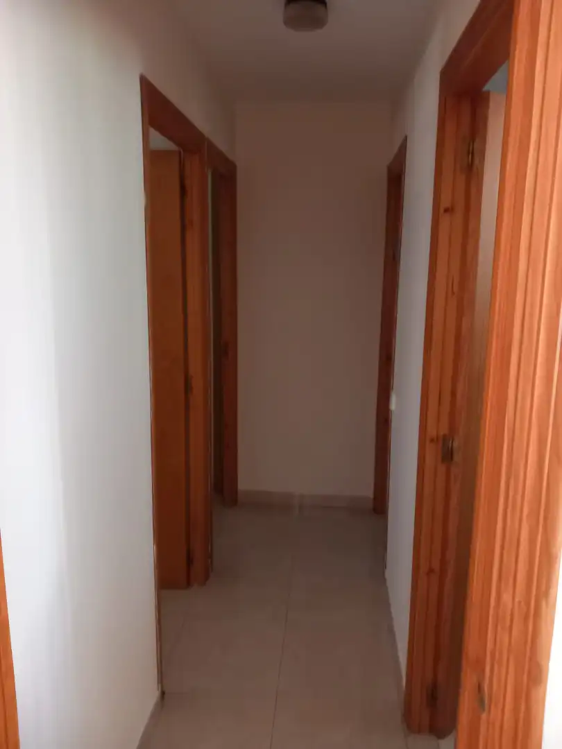 Piso de alquiler en La Línea de la Concepción con Amueblado, Horno y Lavadora