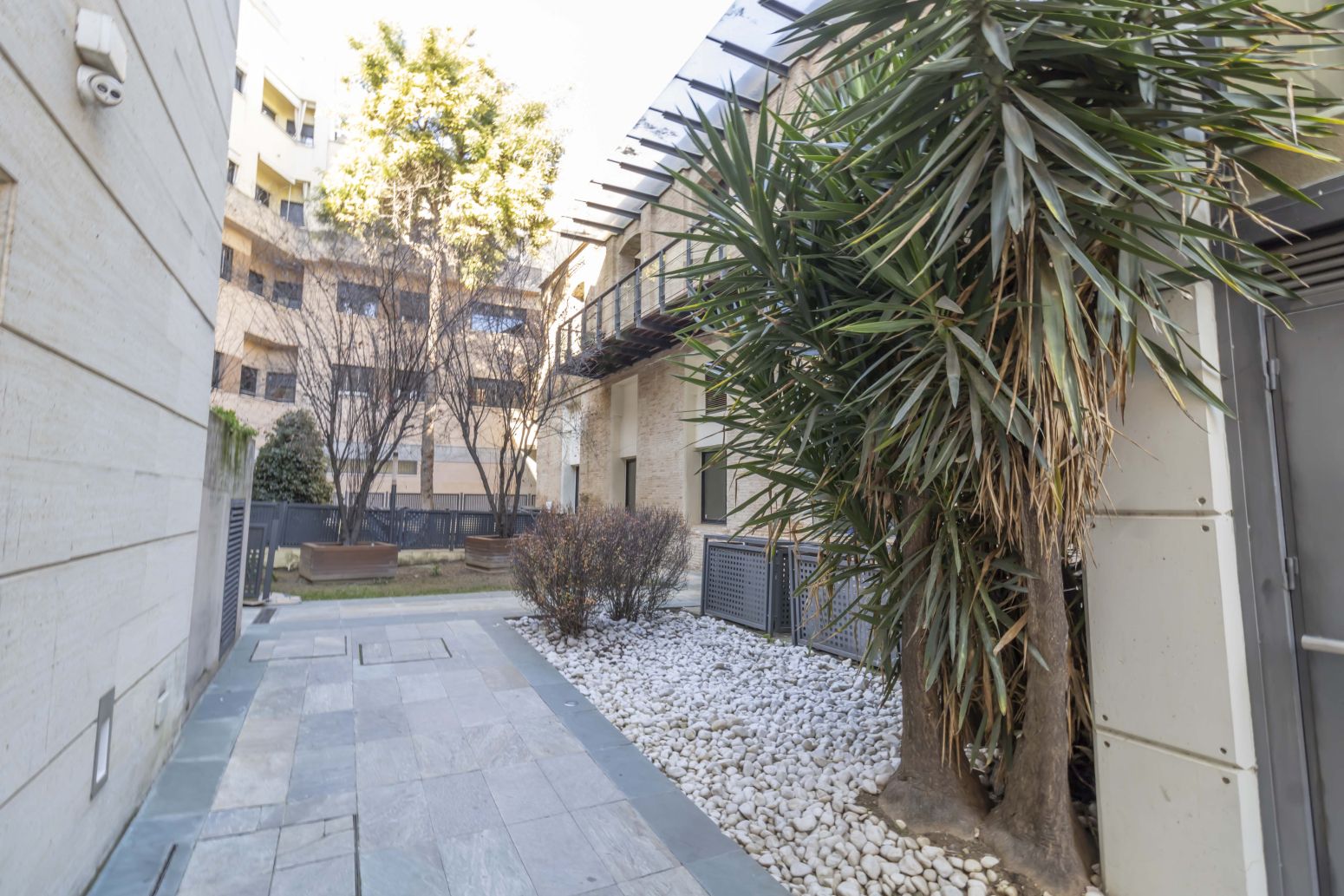 Terrassa de Pis de lloguer en  Sevilla Capital amb Aire condicionat, Calefacció i Jardí privat