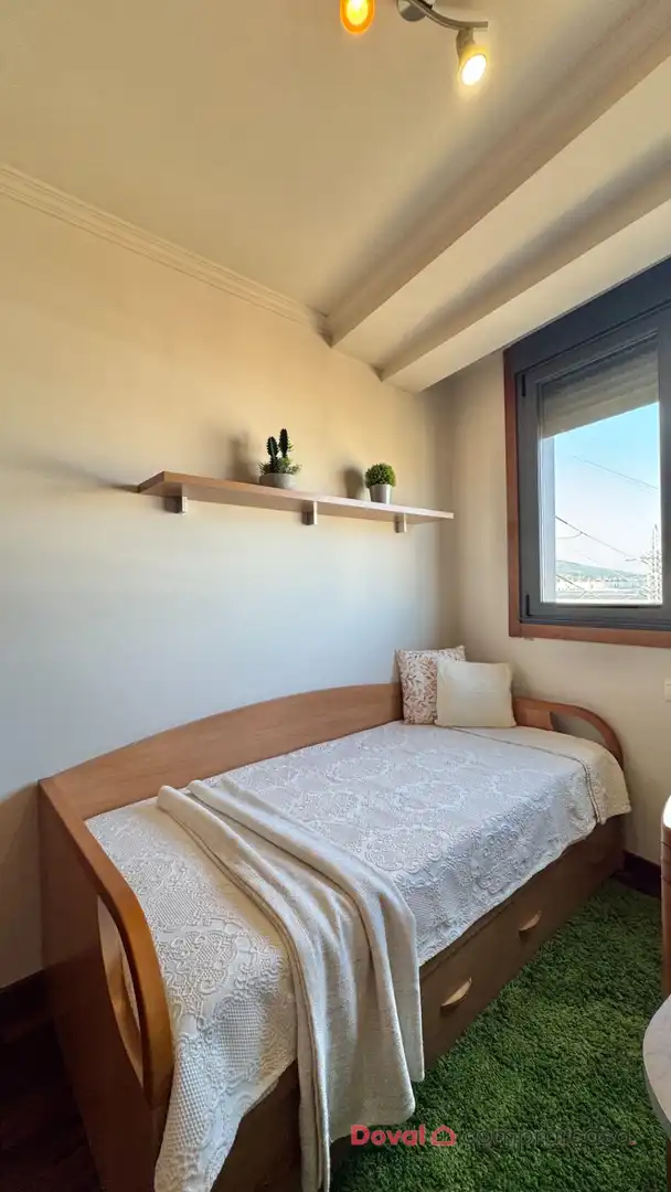 Bedroom of Flat for sale in Vigo   with Heating and Storage room