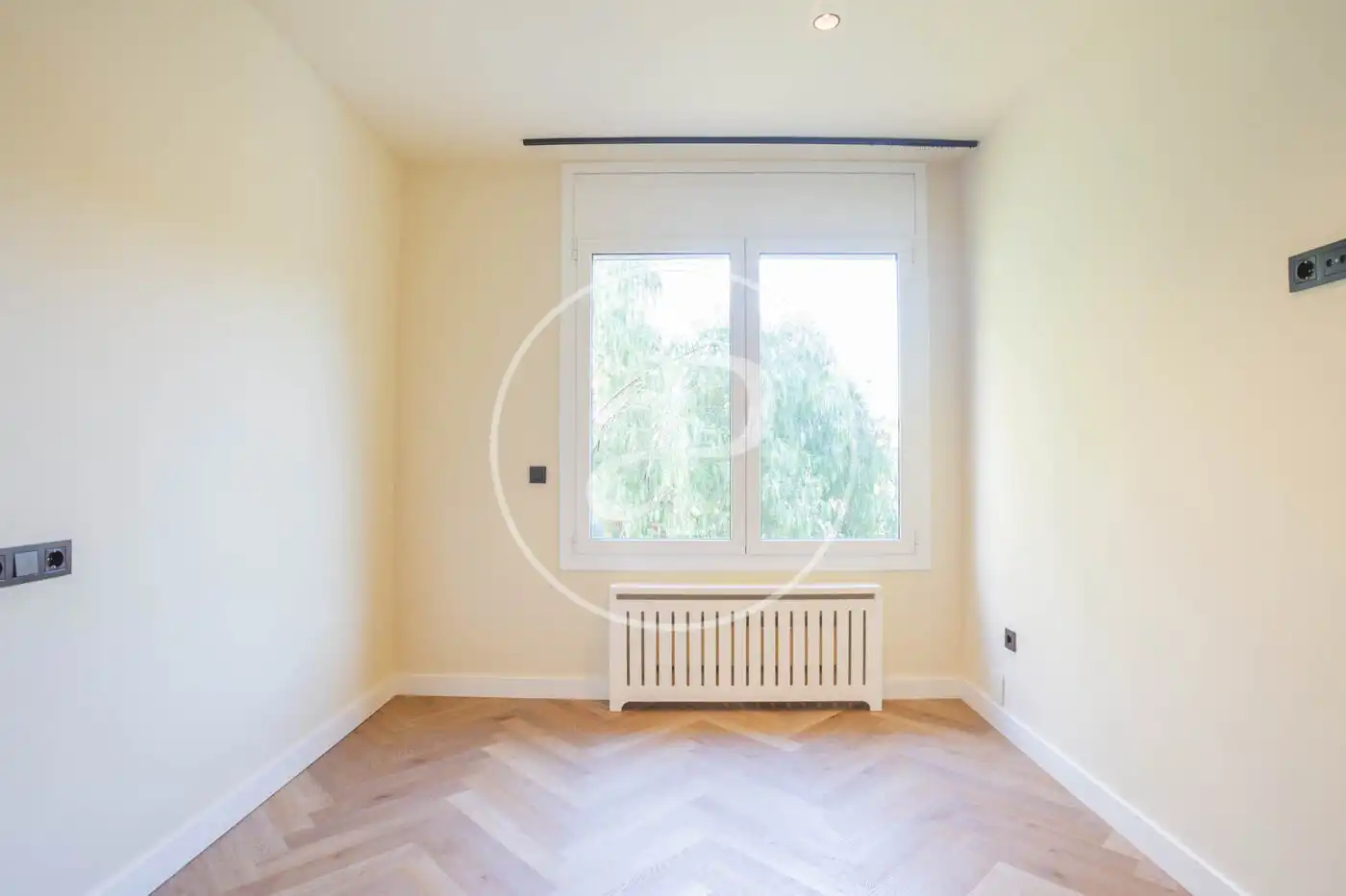 Bedroom of Flat for rent in Barcelona  with Air Conditioner, Heating and Private garden