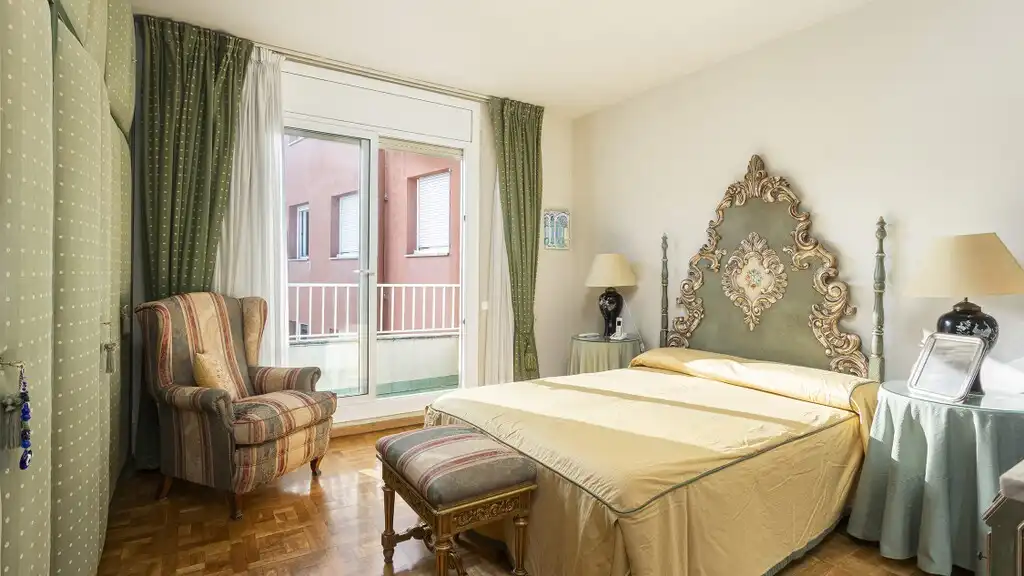 Habitación de Ático en venta en Barcelona con Aire acondicionado, Calefacción y Parquet
