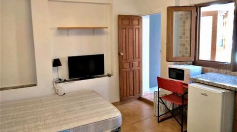 Foto 2 de Estudio de alquiler en Calle Molinos, 34, San Matías - Realejo, Granada