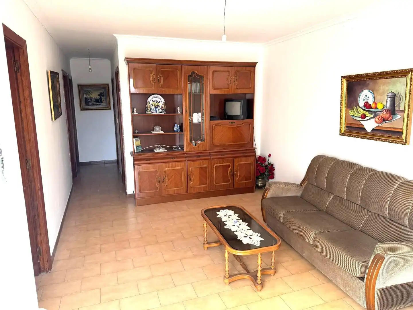 Sala d'estar de Casa adosada en venda en Verín
