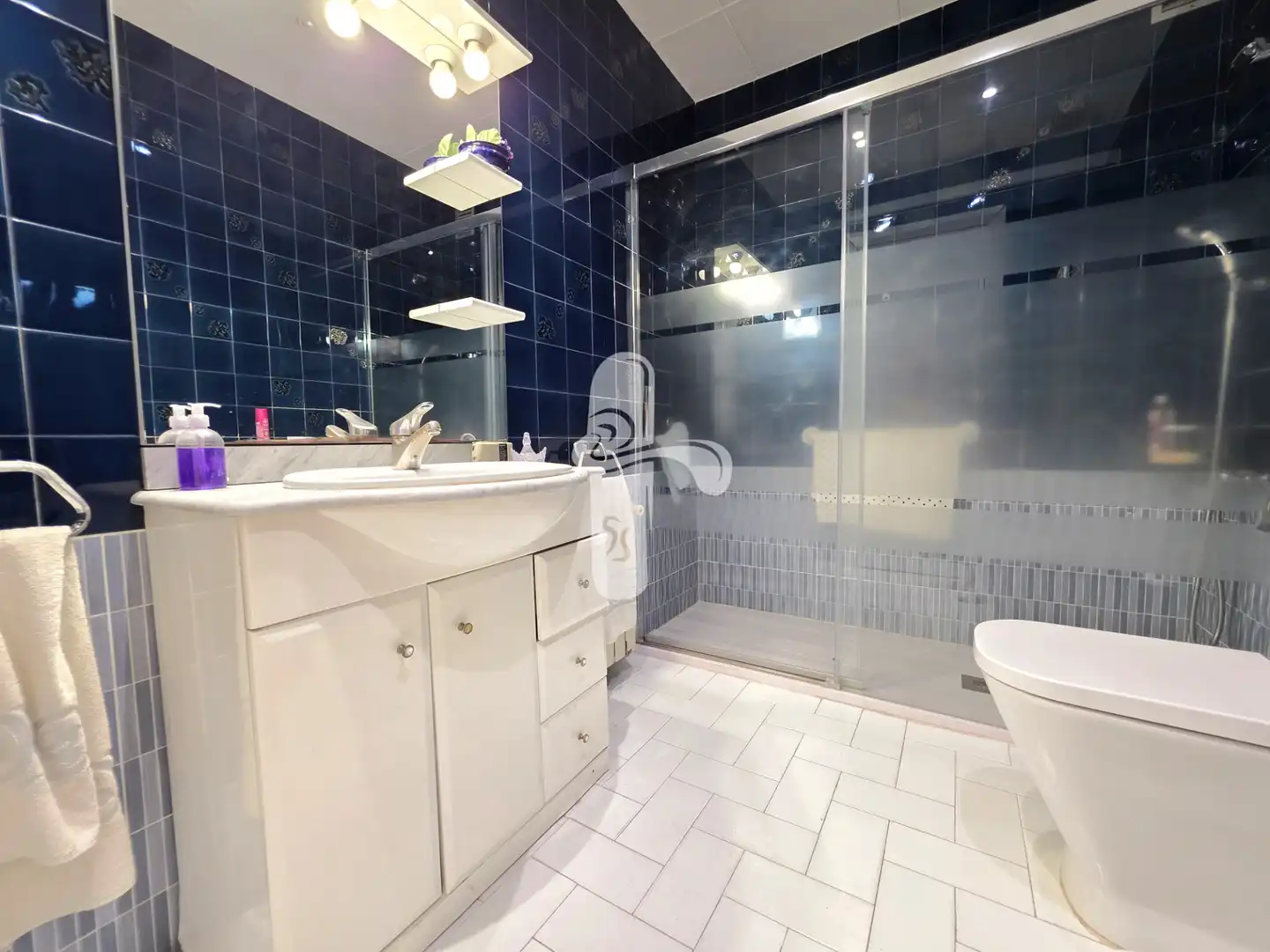Baño de Piso en venta en Barcelona con Aire acondicionado y Calefacción