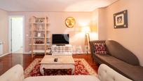 Living room of Flat for sale in  Madrid Capital  with Air Conditioner, Heating and Terrace