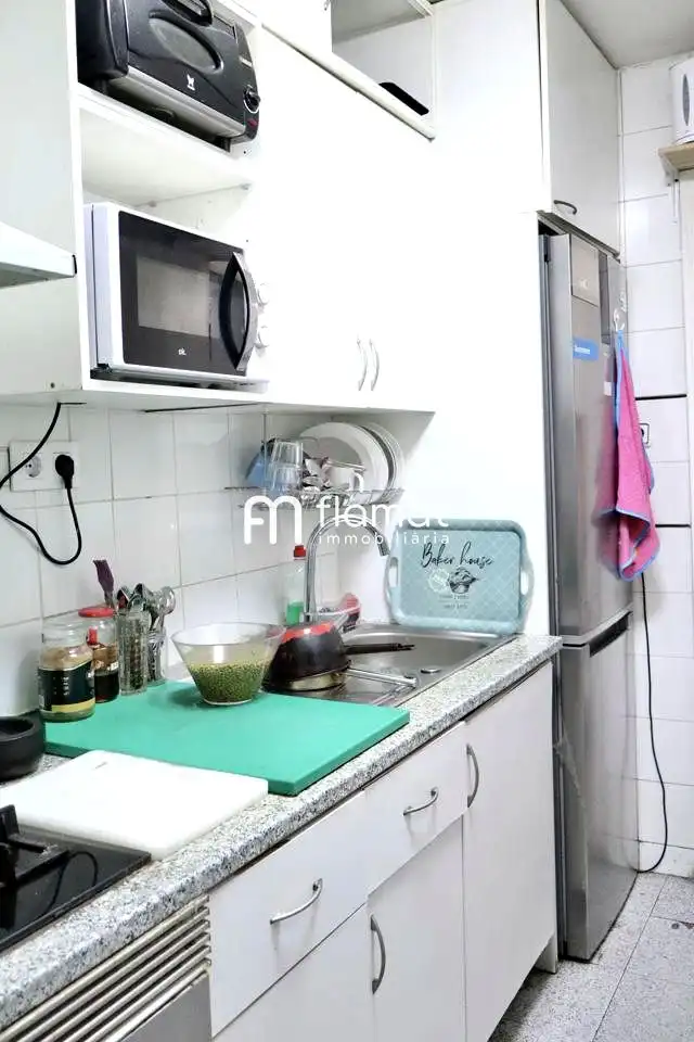Kitchen of Ground floor for sale in Santa Coloma de Gramenet