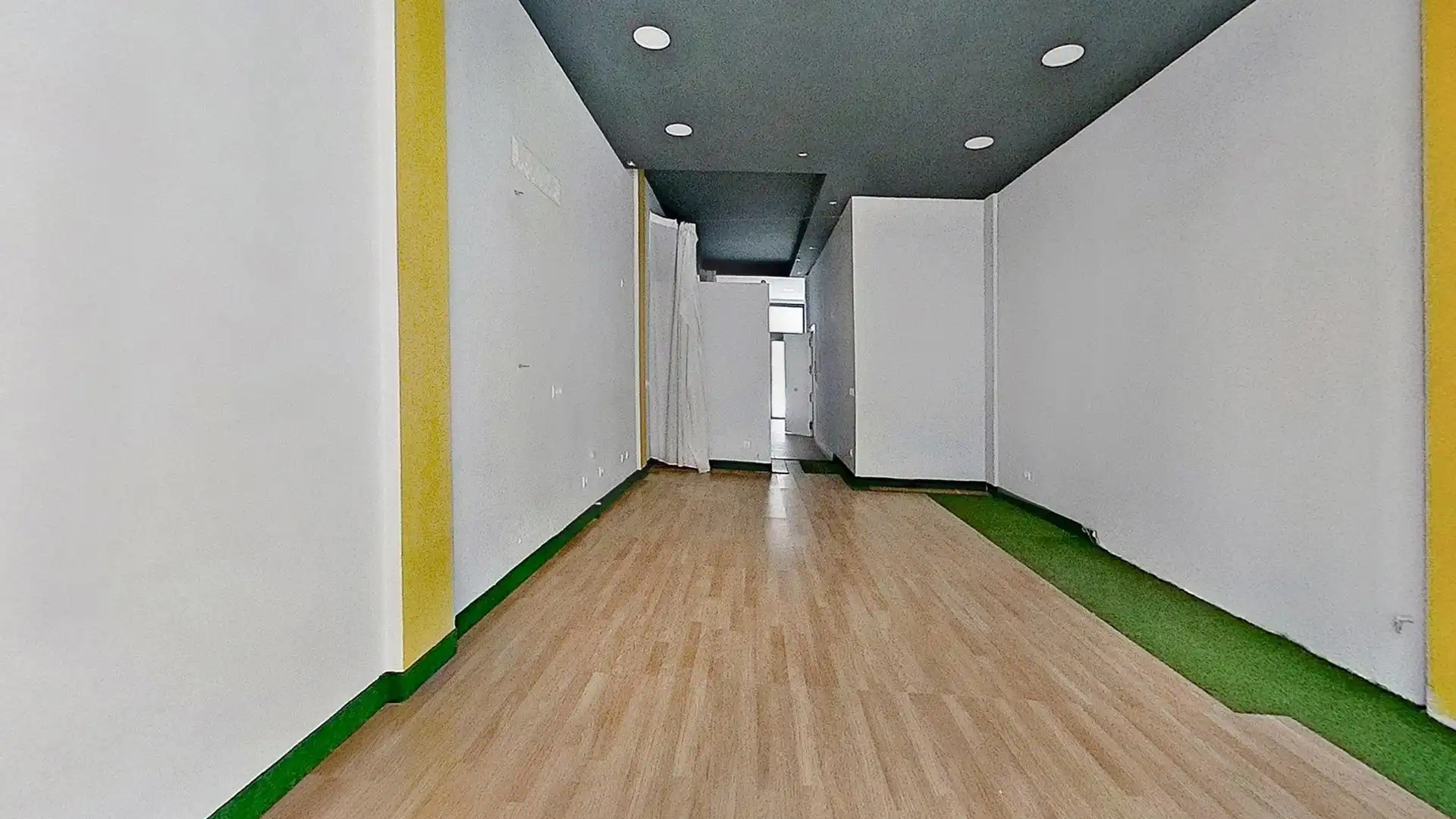 Locale commerciale in vendita a Santiago Rusinyol, imagen 5