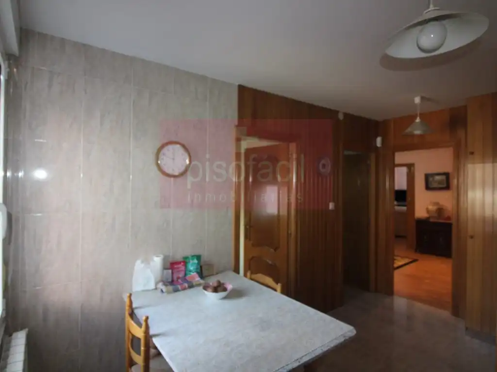 Dormitori de Casa o xalet en venda en Lugo amb Terrassa