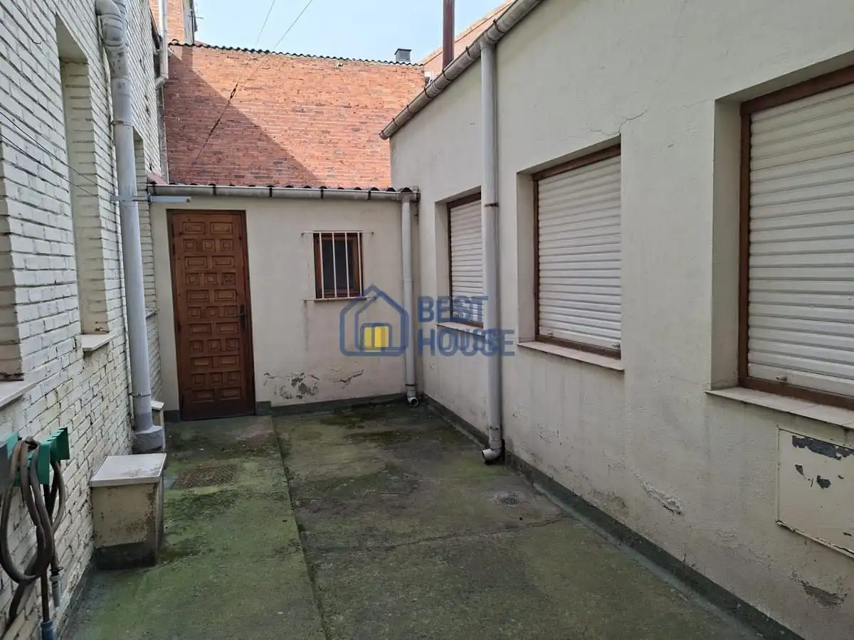 Exterior view of Houses for sale in León Capital   with Heating and Parquet flooring