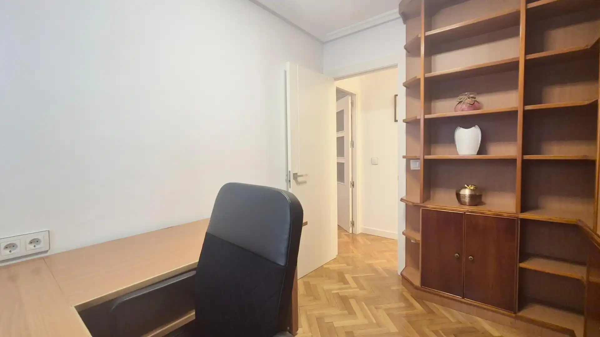 Habitación de Piso de alquiler en Salamanca con Calefacción, Parquet y Amueblado