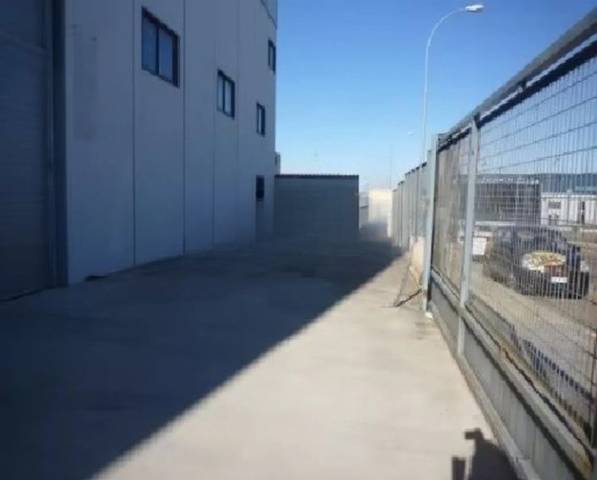 Nave industrial en Alquiler en Calle Segunda, 23 en Carbajosa de la Sagrada