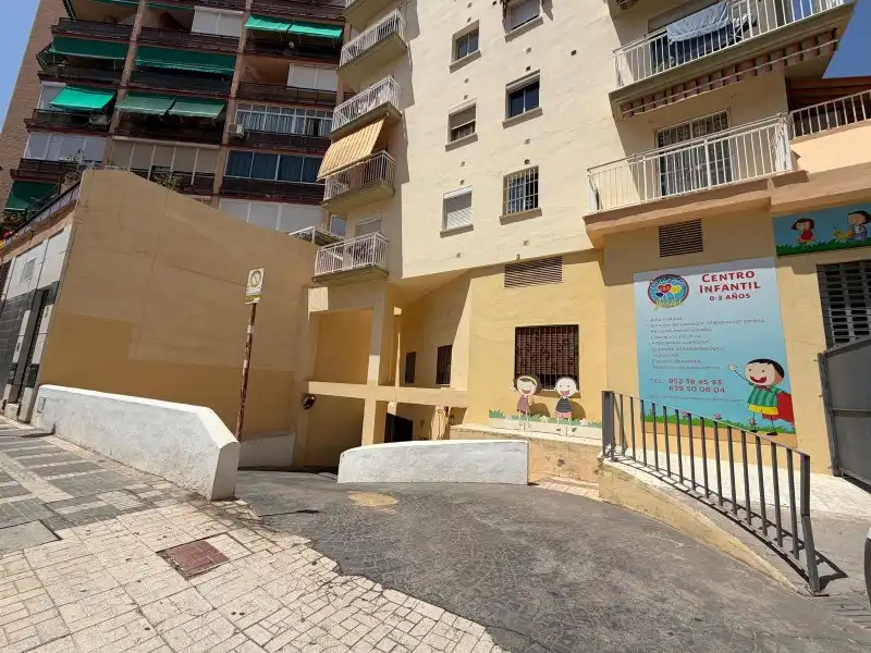 Garaje en venta en Calle Maestra Miret, 7, Manantiales - Estación de Autobuses