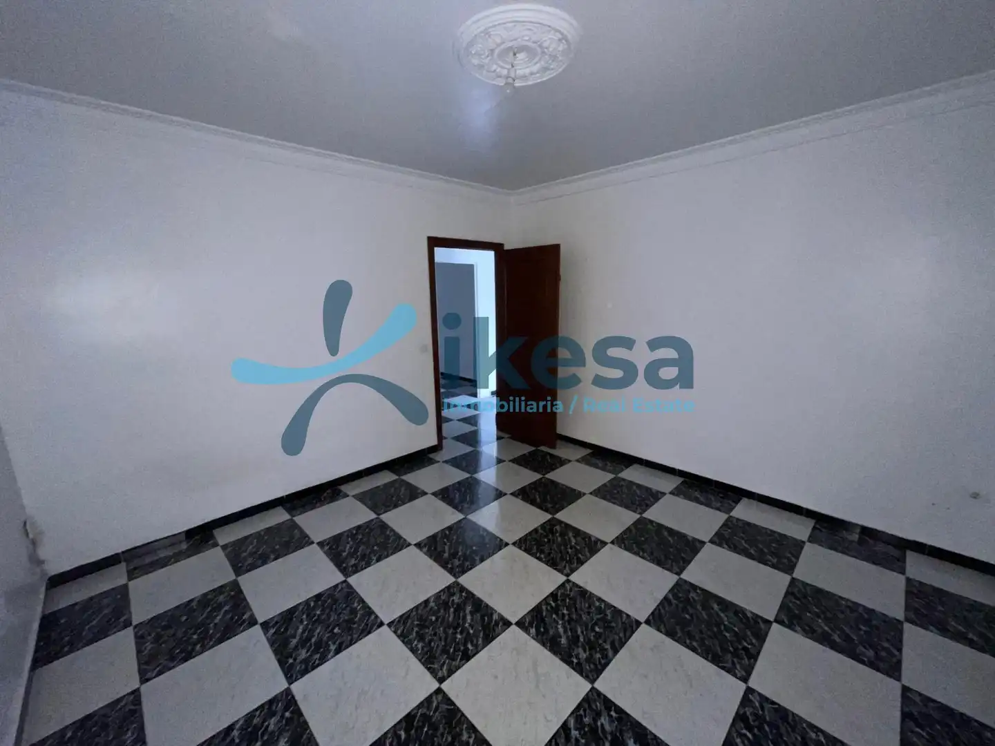 Casa adosada en venta en Bormujos