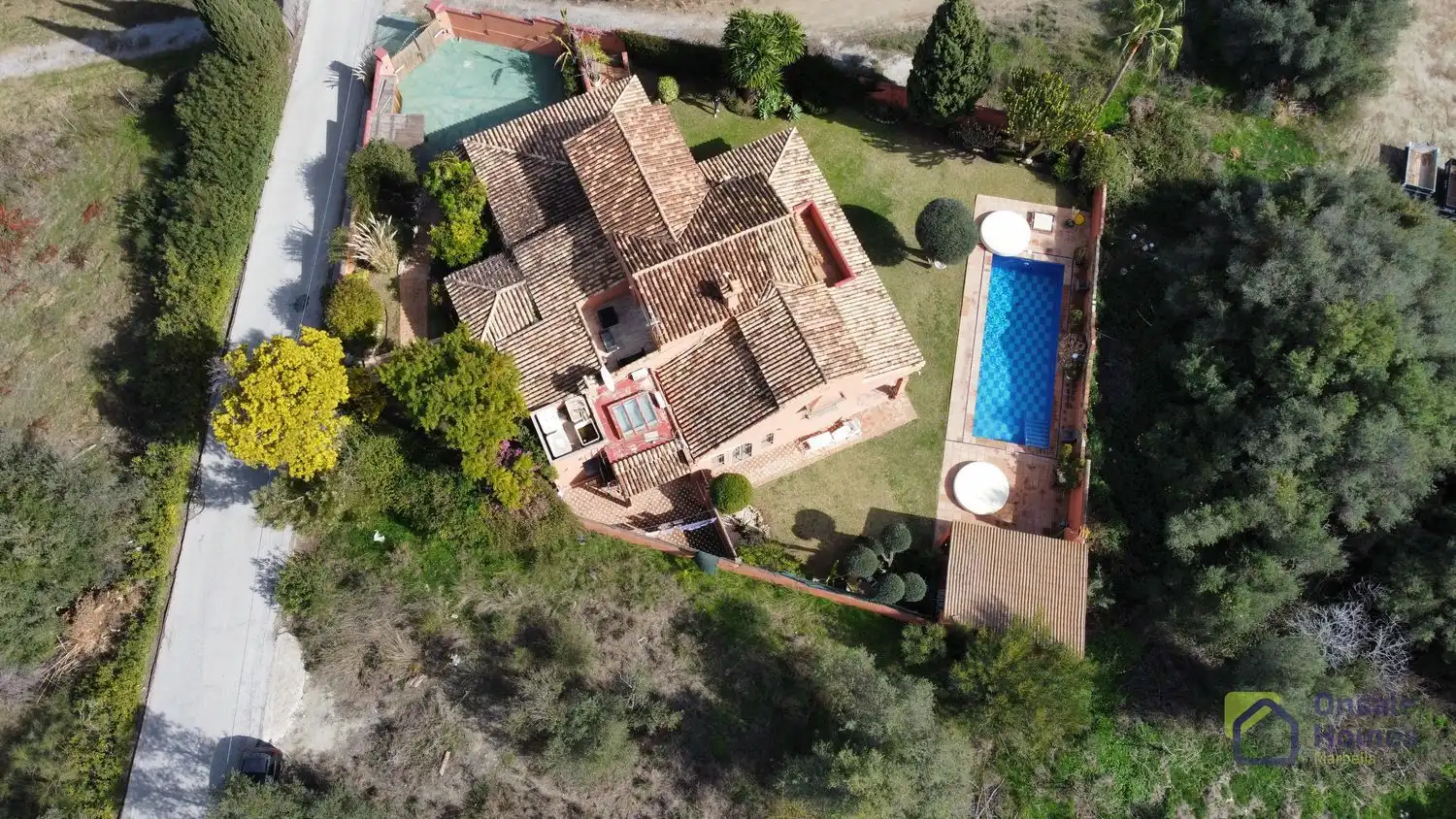 Jardí de Casa o xalet en venda en Marbella amb Aire condicionat, Jardí privat i Terrassa