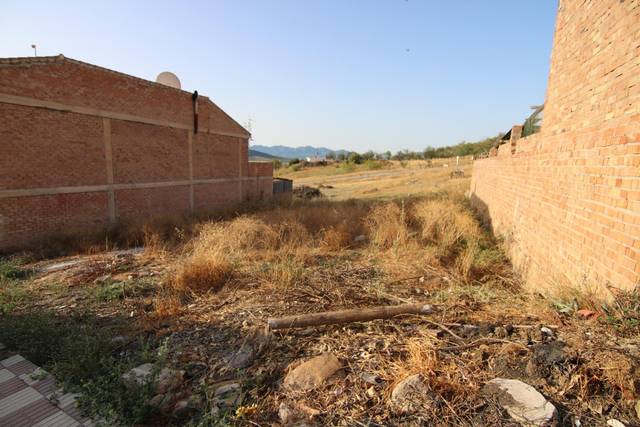 Terreno residencial en Venta en Alozaina