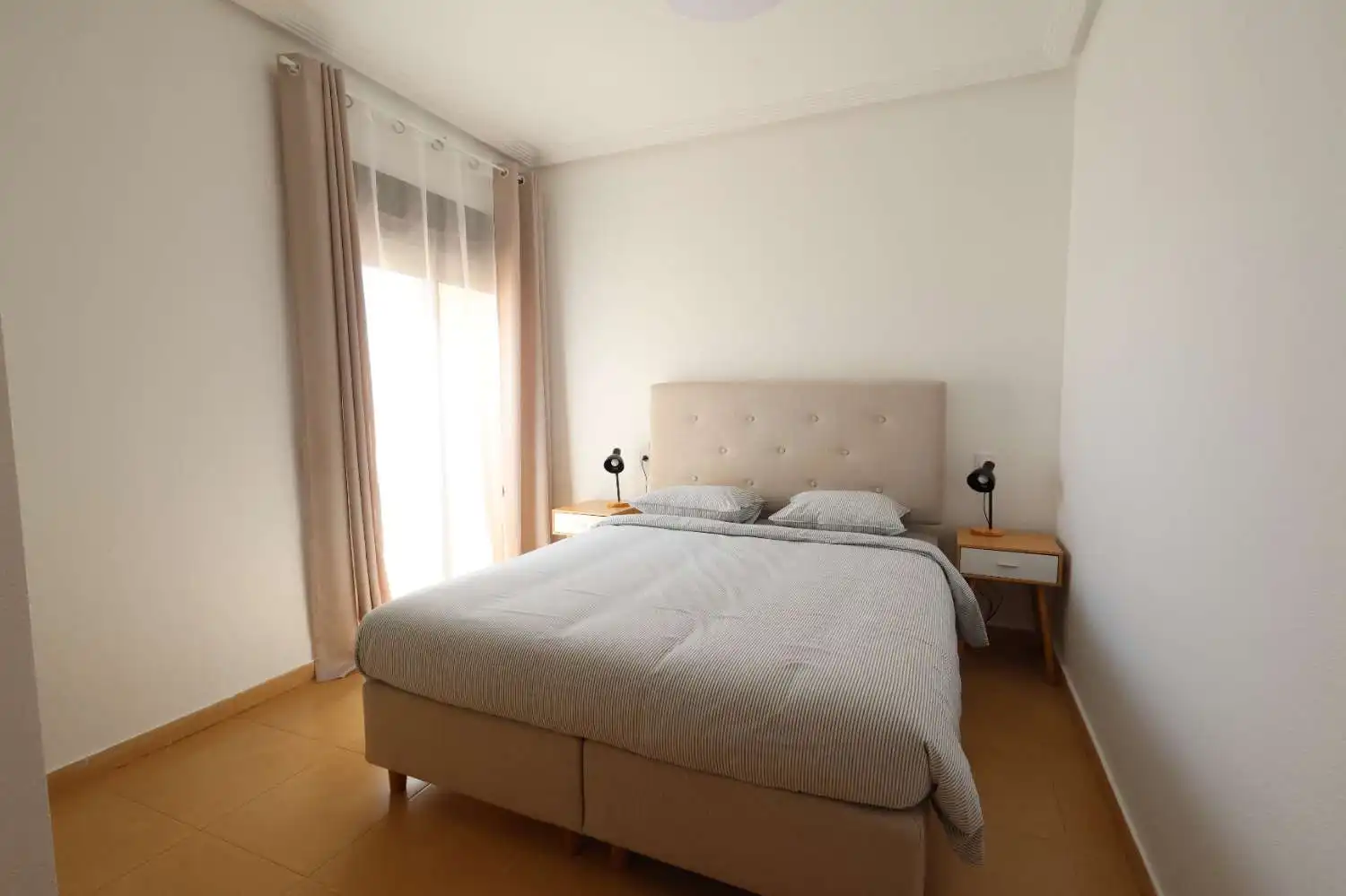 Schlafzimmer von Wohnungen zum Verkauf in Orihuela mit Klimaanlage, Heizung und Terrasse
