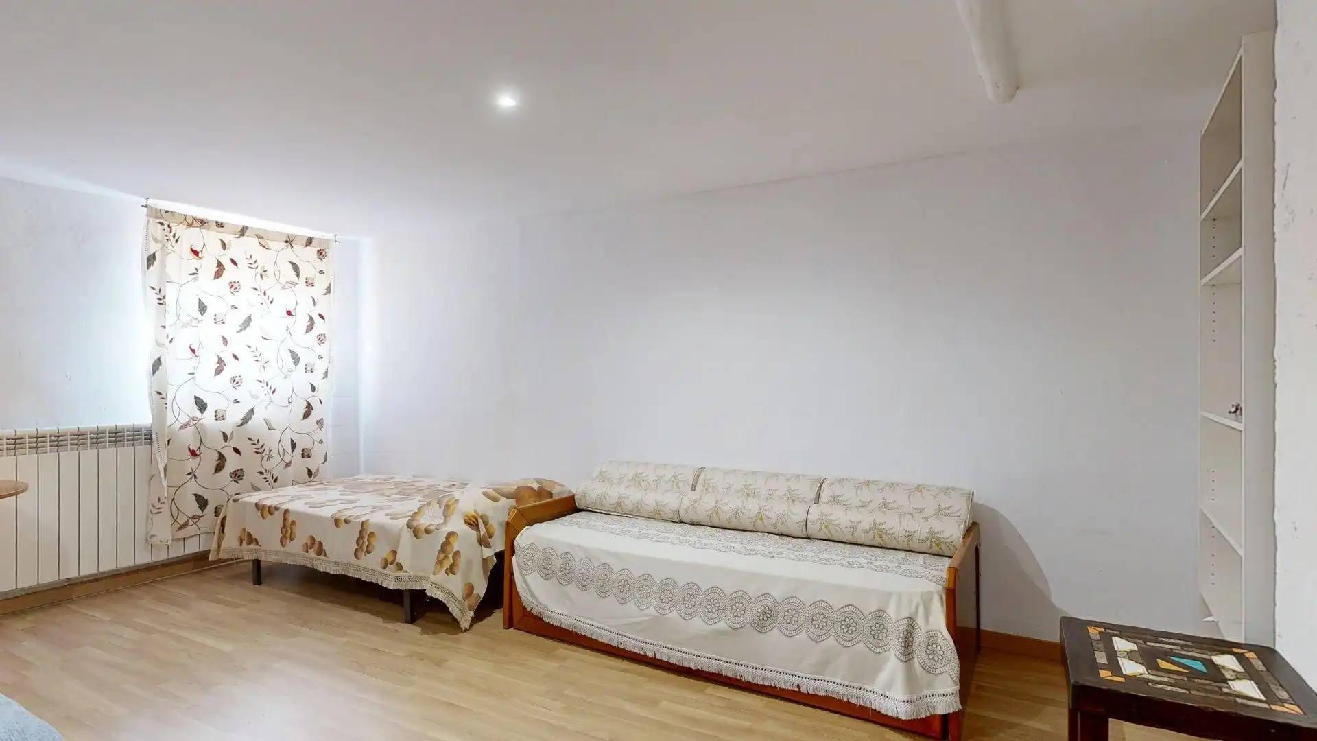 Casa o chalet en venta en Calle VAL DE LA CUEVA, Cadrete