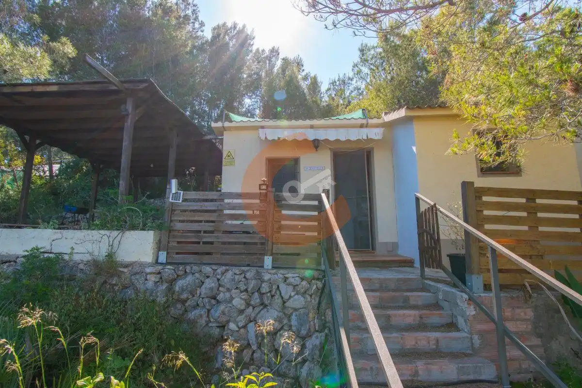 Vista exterior de Casa o xalet en venda en La Bisbal del Penedès amb Aire condicionat, Calefacció i Terrassa