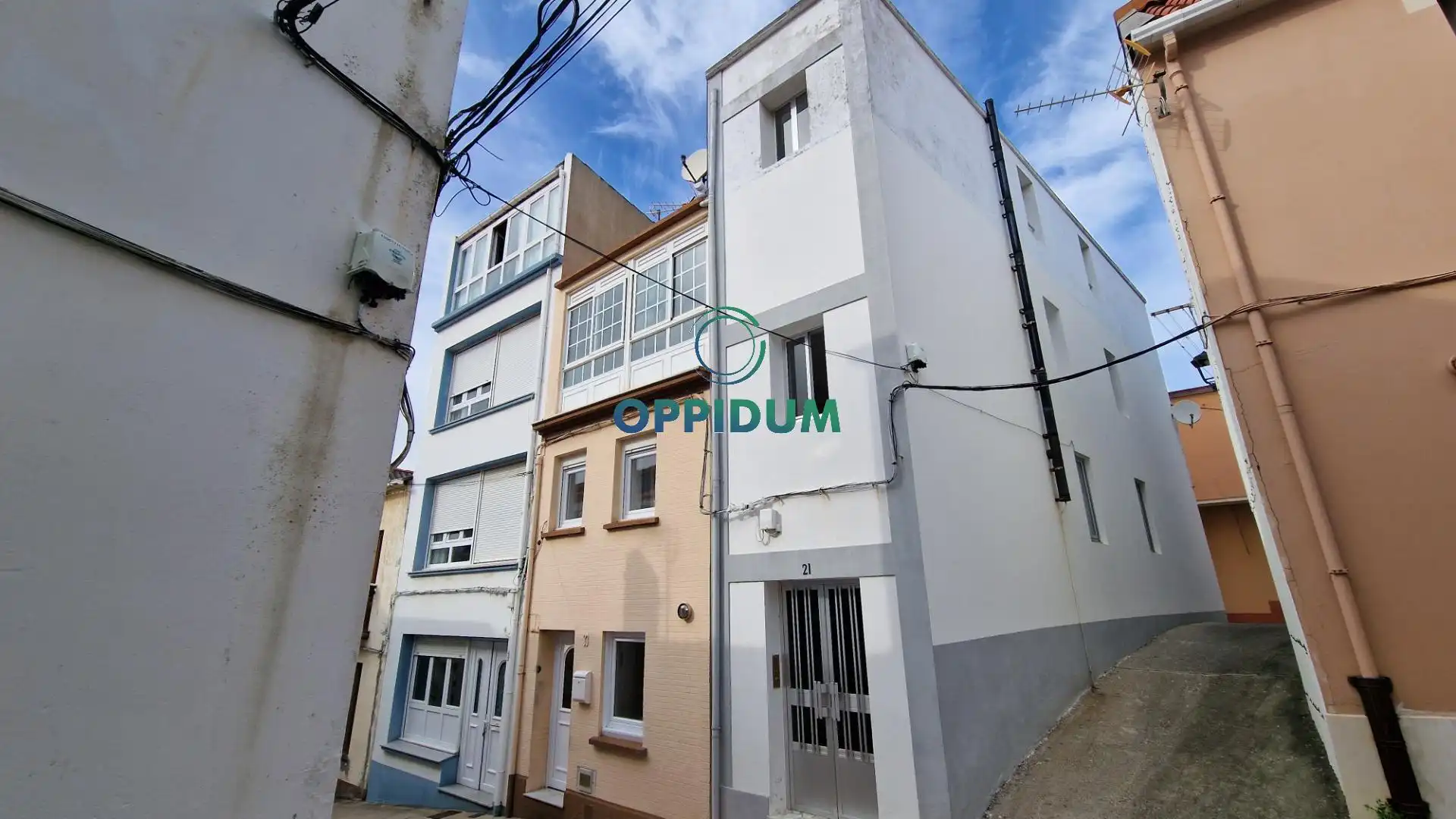 Vista exterior de Piso en venta en Cariño con Trastero