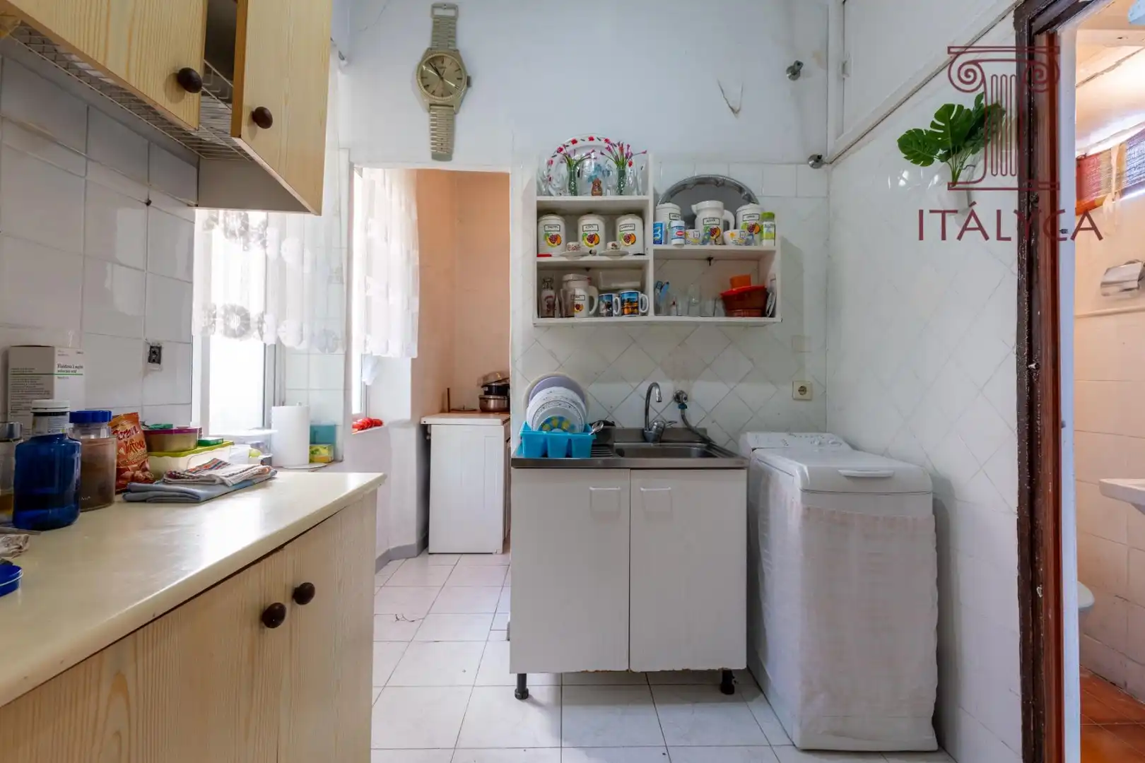 Cocina de Piso en venta en Sevilla con Aire acondicionado