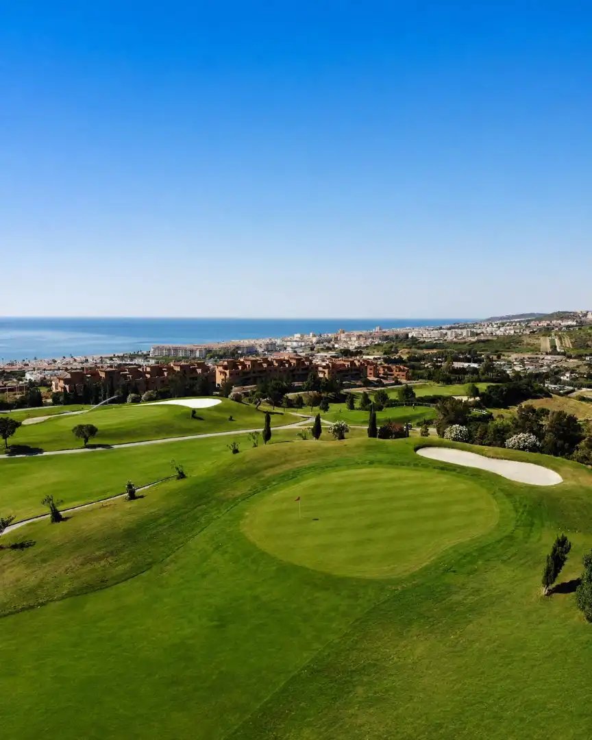 Vista exterior de Piso en venta en Casares con Aire acondicionado, Terraza y Trastero