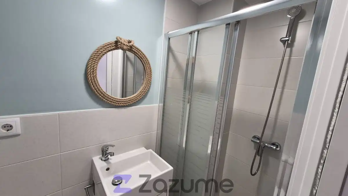 Baño de Piso de alquiler en Cartagena con Aire acondicionado, Calefacción y Parquet