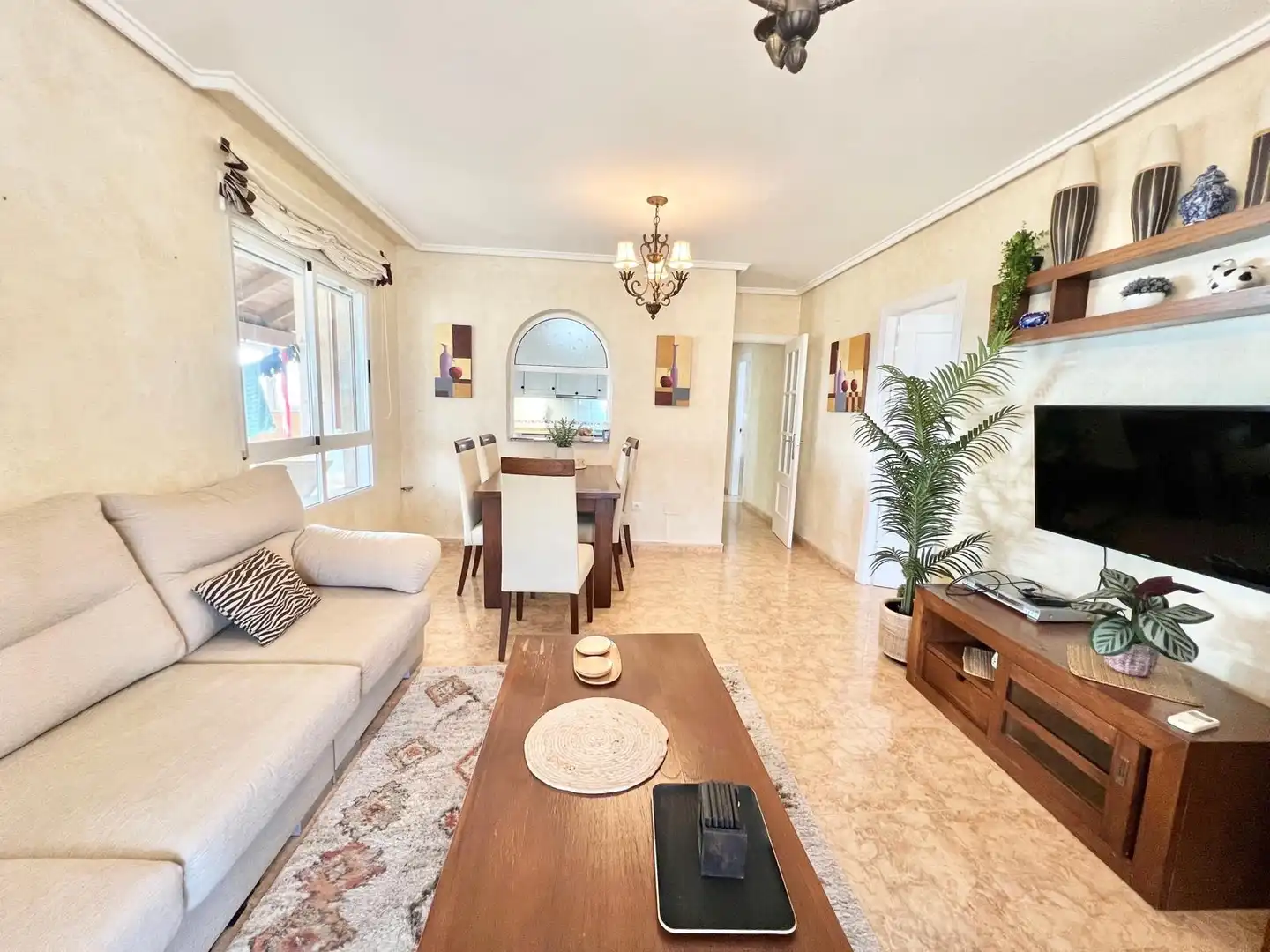 Sala de estar de Ático de alquiler en Torrevieja con Aire acondicionado, Calefacción y Terraza