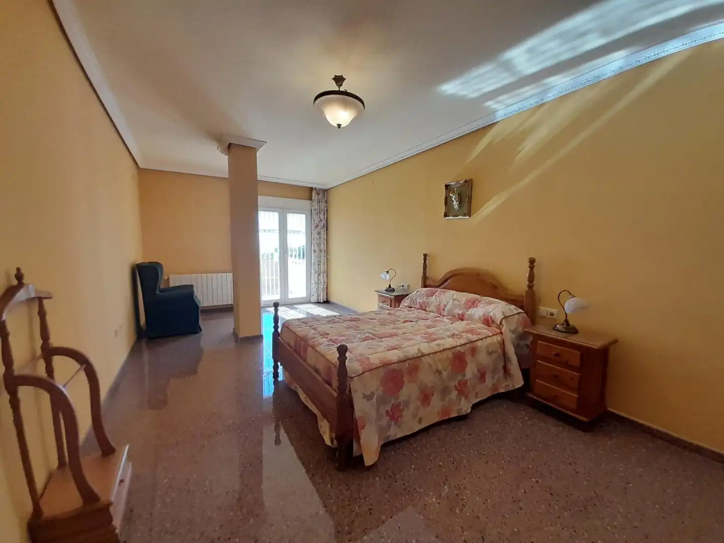 Dormitori de Casa o xalet en venda en Alicante / Alacant amb Calefacció, Jardí privat i Terrassa