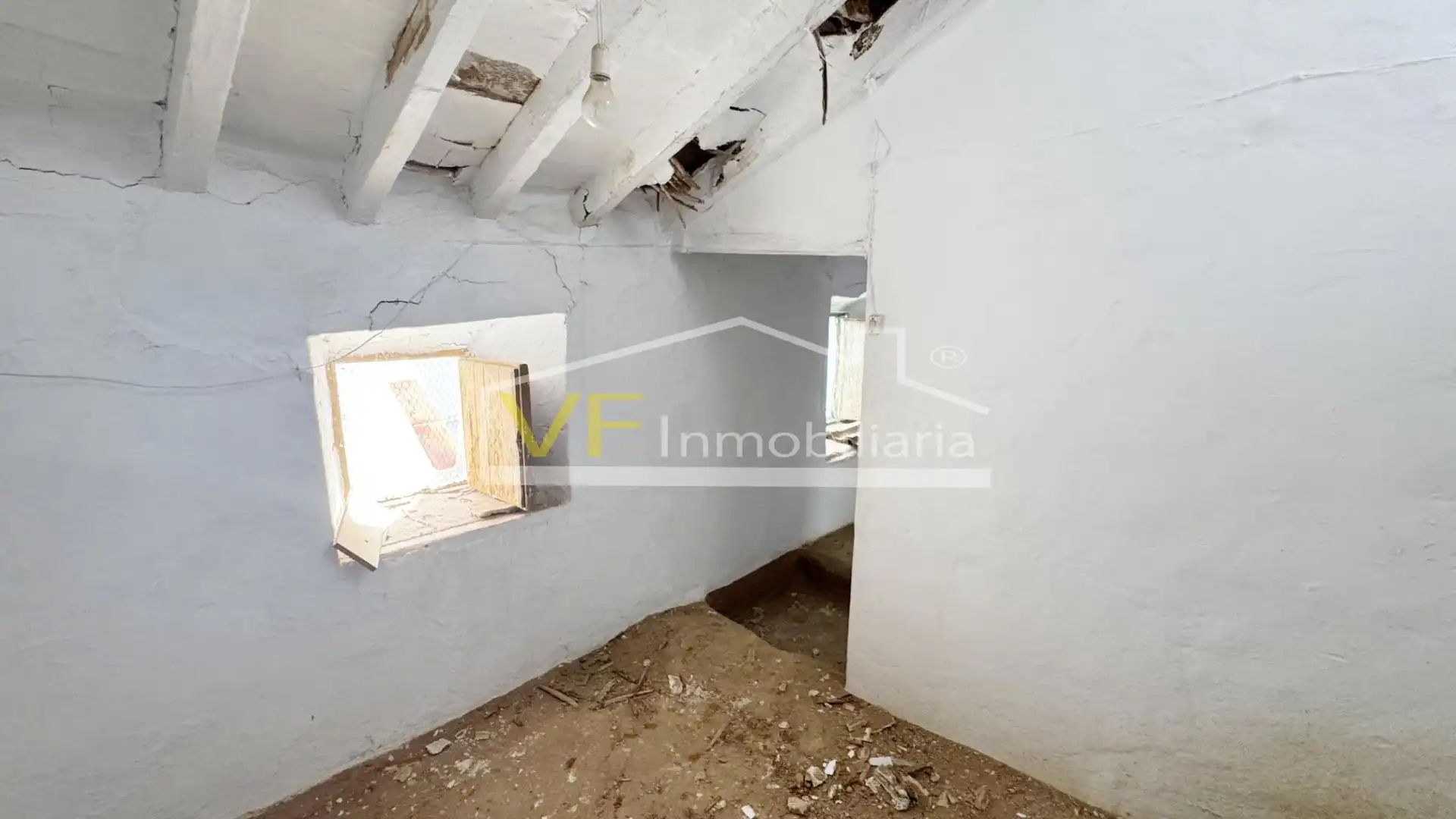 Casa adosada en venta en Álora