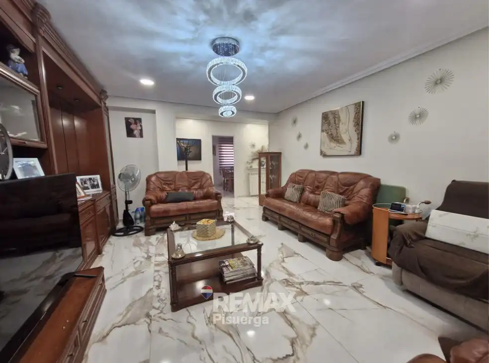 Piso en venta en Benavente con Terraza y Balcón