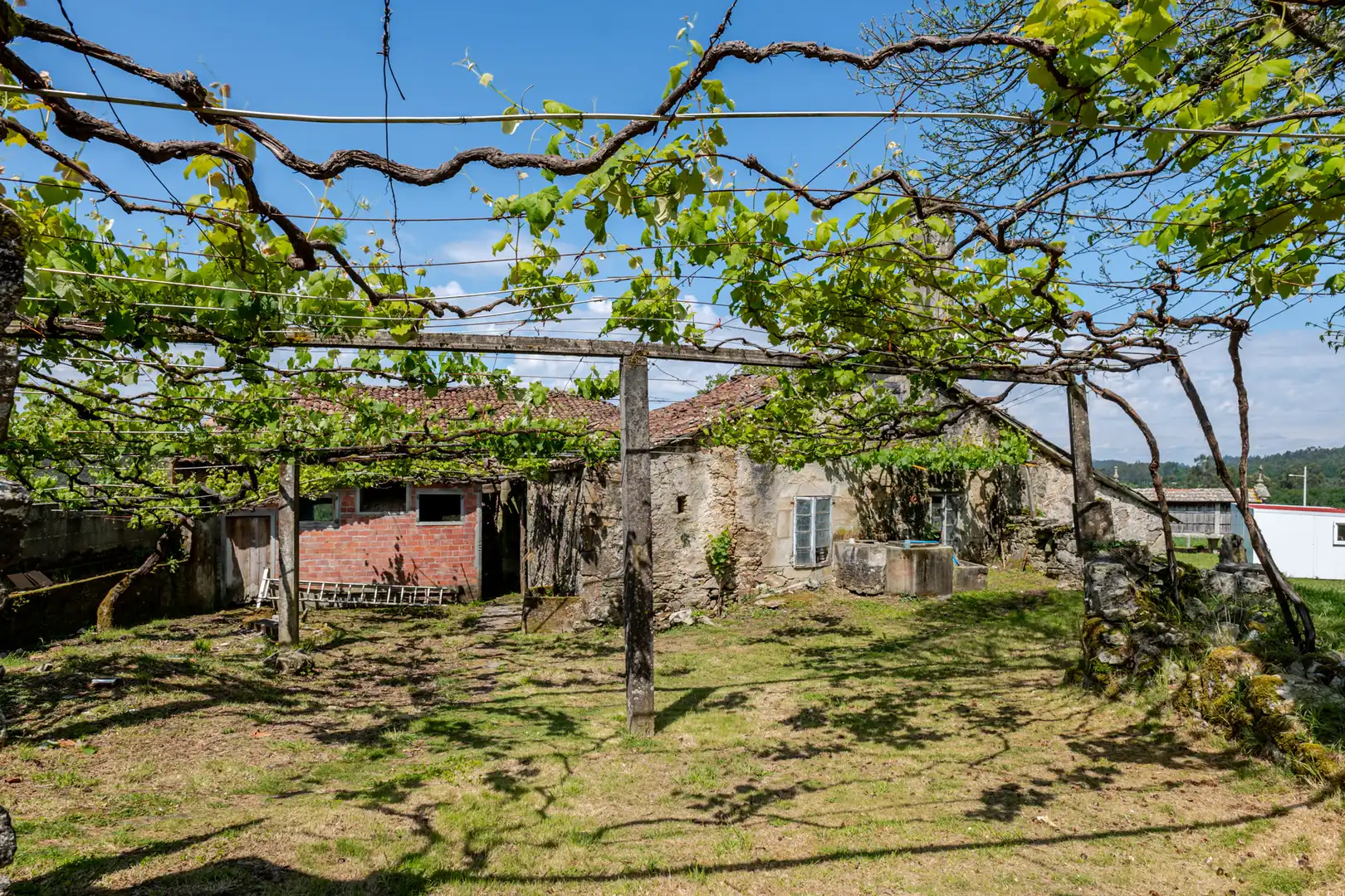Außenansicht von Country house zum Verkauf in A Estrada 