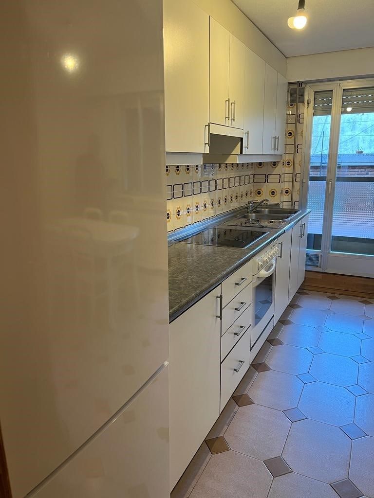 Kitchen of Attic to rent in  Madrid Capital  with Heating, Parquet flooring and Terrace