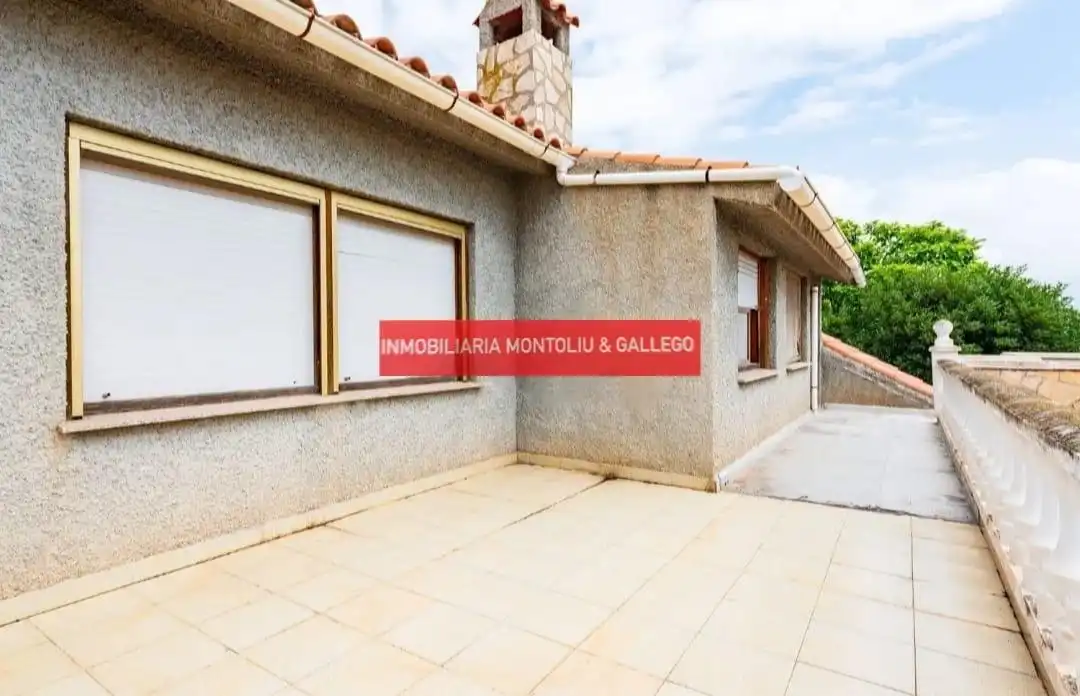 Vista exterior de Casa o chalet en venta en Castellón de la Plana / Castelló de la Plana con Jardín privado, Terraza y Piscina