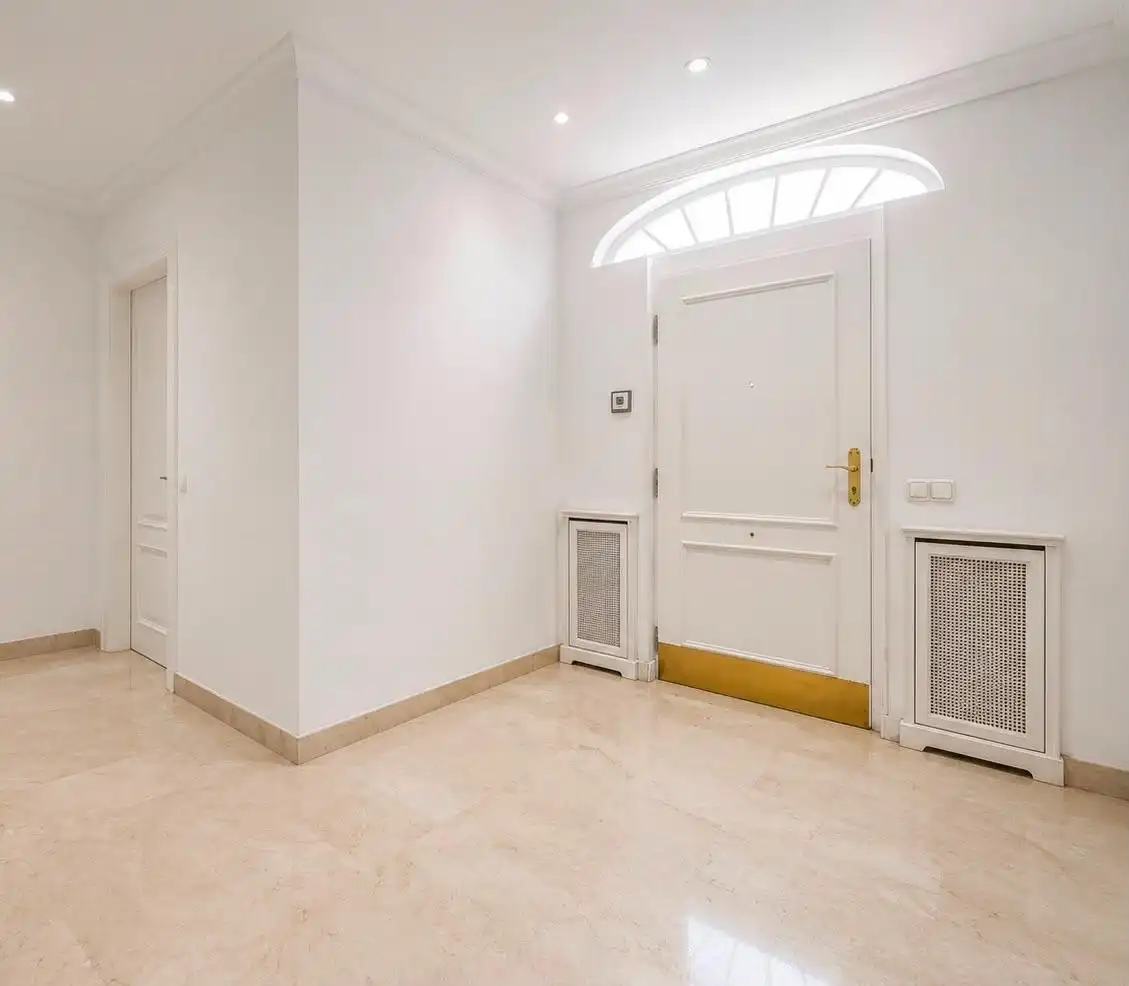 Detached homes for sale in Madrid  with Air Conditioner, Heating and Private garden