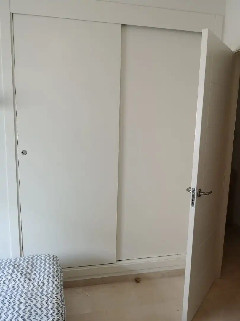Bedroom of Flat for rent in Algeciras  with Terrace, Furnished and Community pool
