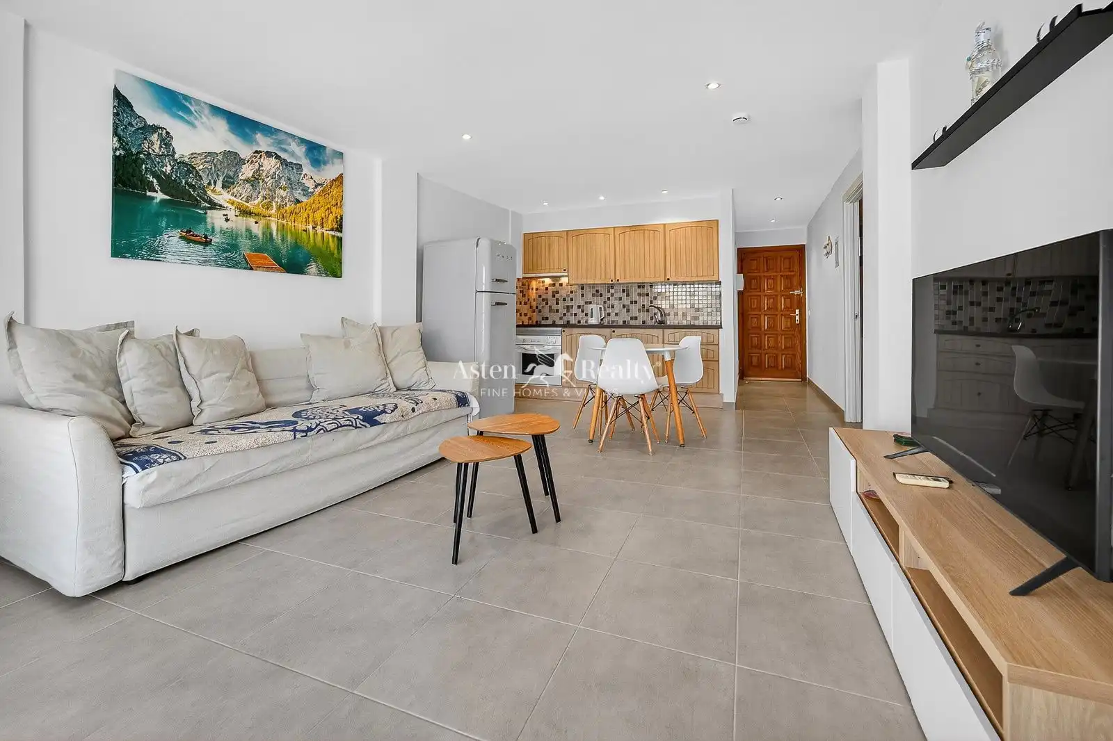 Wohnzimmer von Wohnungen zum Verkauf in Adeje mit Klimaanlage, Terrasse und Schwimmbad