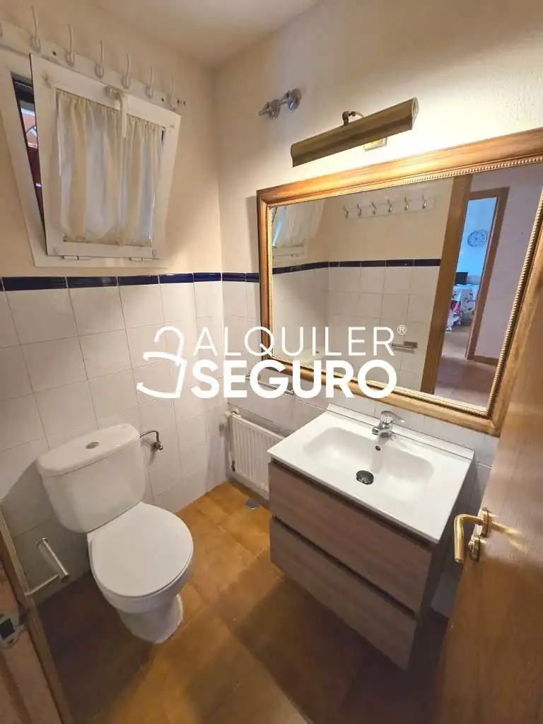 Bathroom of Houses for rent in Camarma de Esteruelas  with Air Conditioner, Heating and Terrace