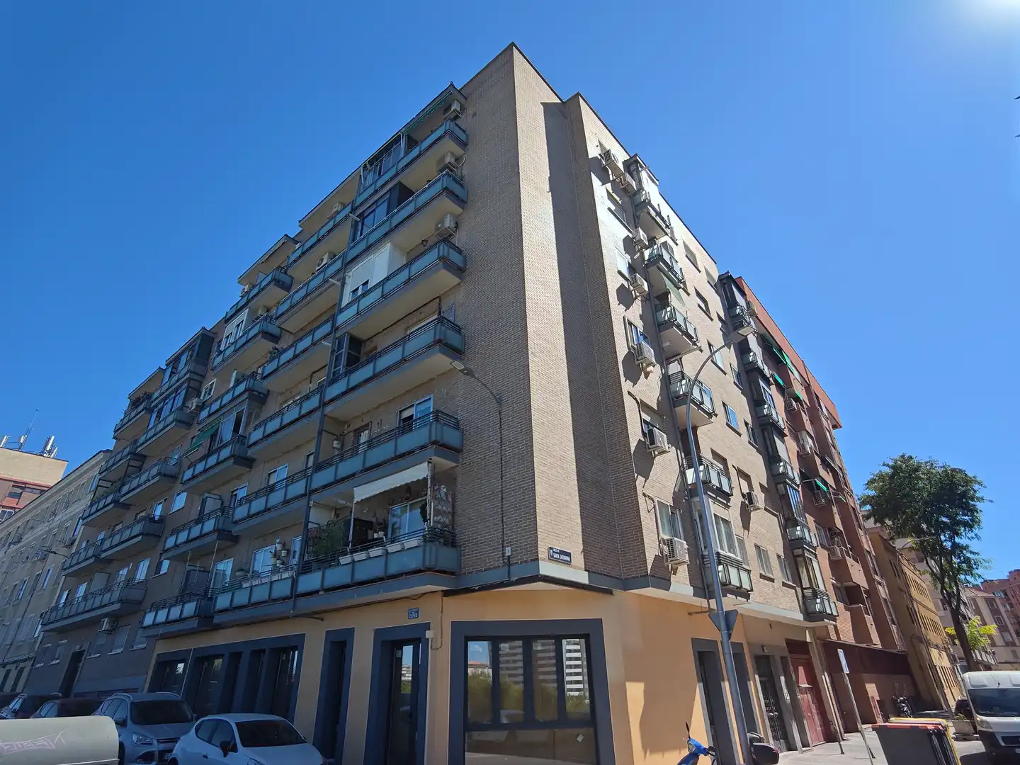 Vista exterior de Piso de alquiler en Madrid con Amueblado y Se aceptan mascotas